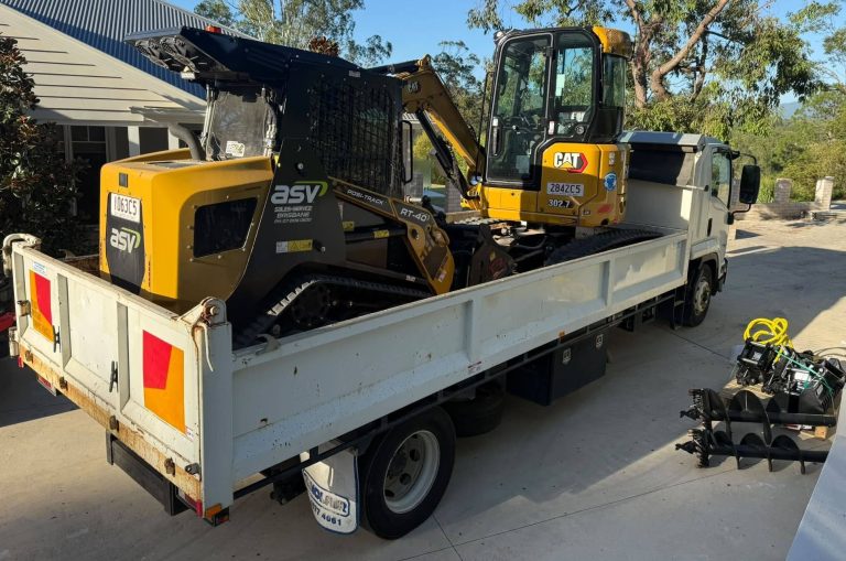 3 Tonne Excavator Combo North Brisbane